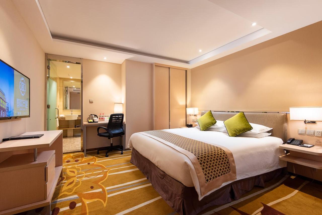 Chengdu Chunxi Hotel Exterior photo