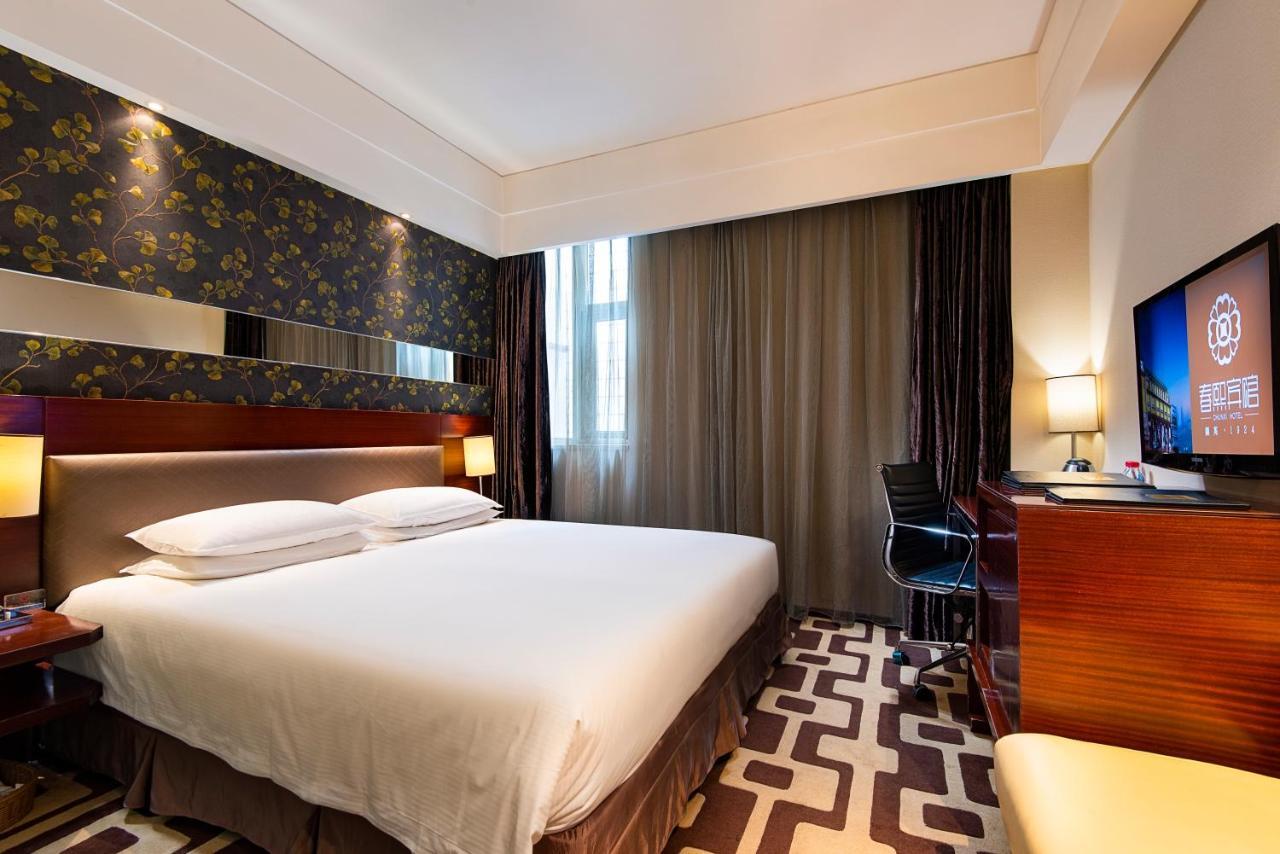Chengdu Chunxi Hotel Exterior photo