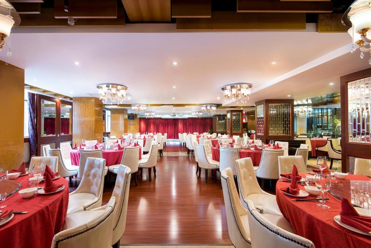 Chengdu Chunxi Hotel Exterior photo